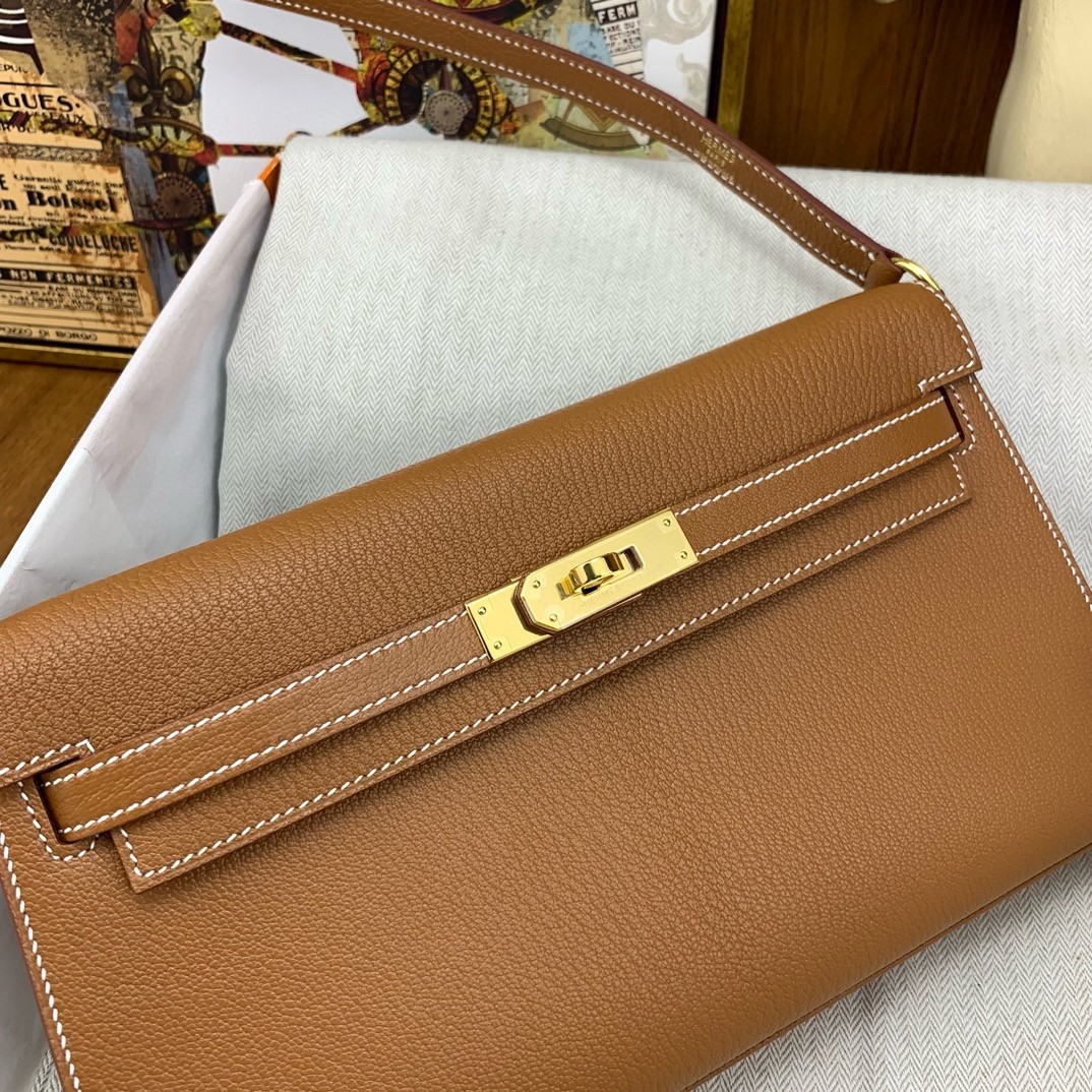 H**mes kelly elan handmade bag in gold chevre mysore leather