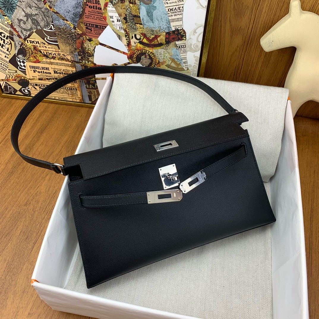 H**mes kelly elan handmade bag in black epsom leather