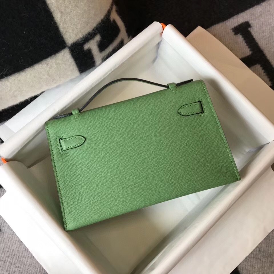 H**mes kelly pochette bag in vert criquet epsom leather
