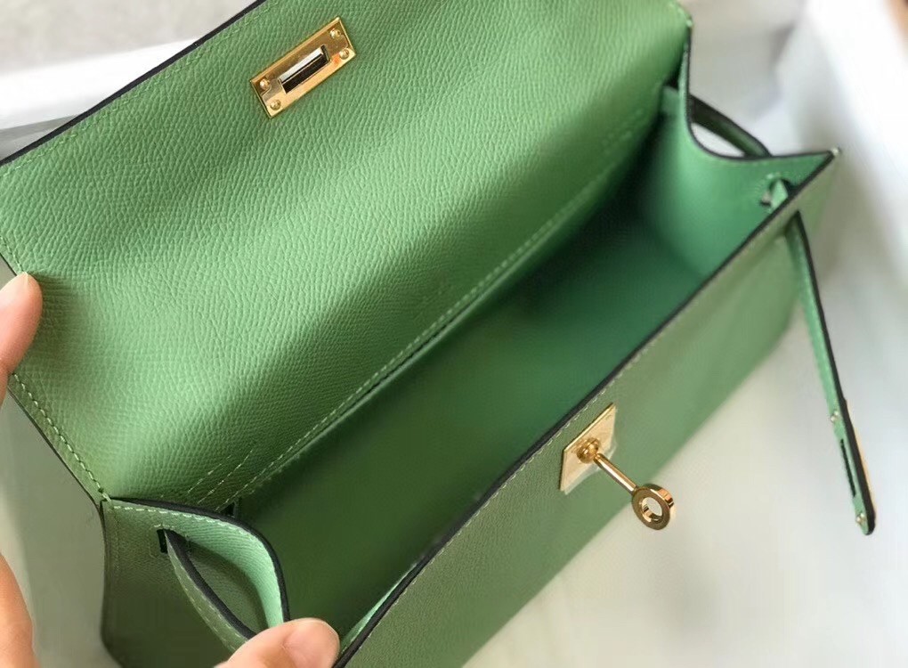 H**mes kelly pochette bag in vert criquet epsom leather