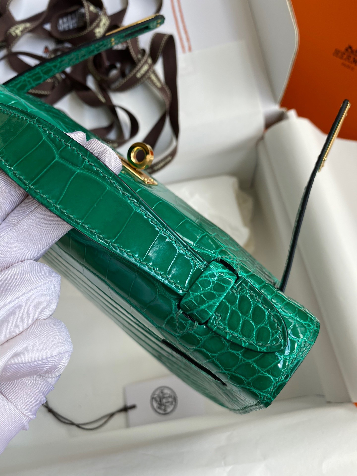 H**mes kelly pochette handmade bag in vert emerald shiny alligator leather