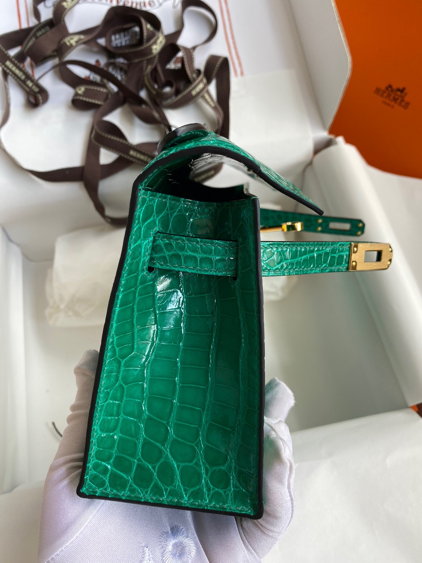 H**mes kelly pochette handmade bag in vert emerald shiny alligator leather
