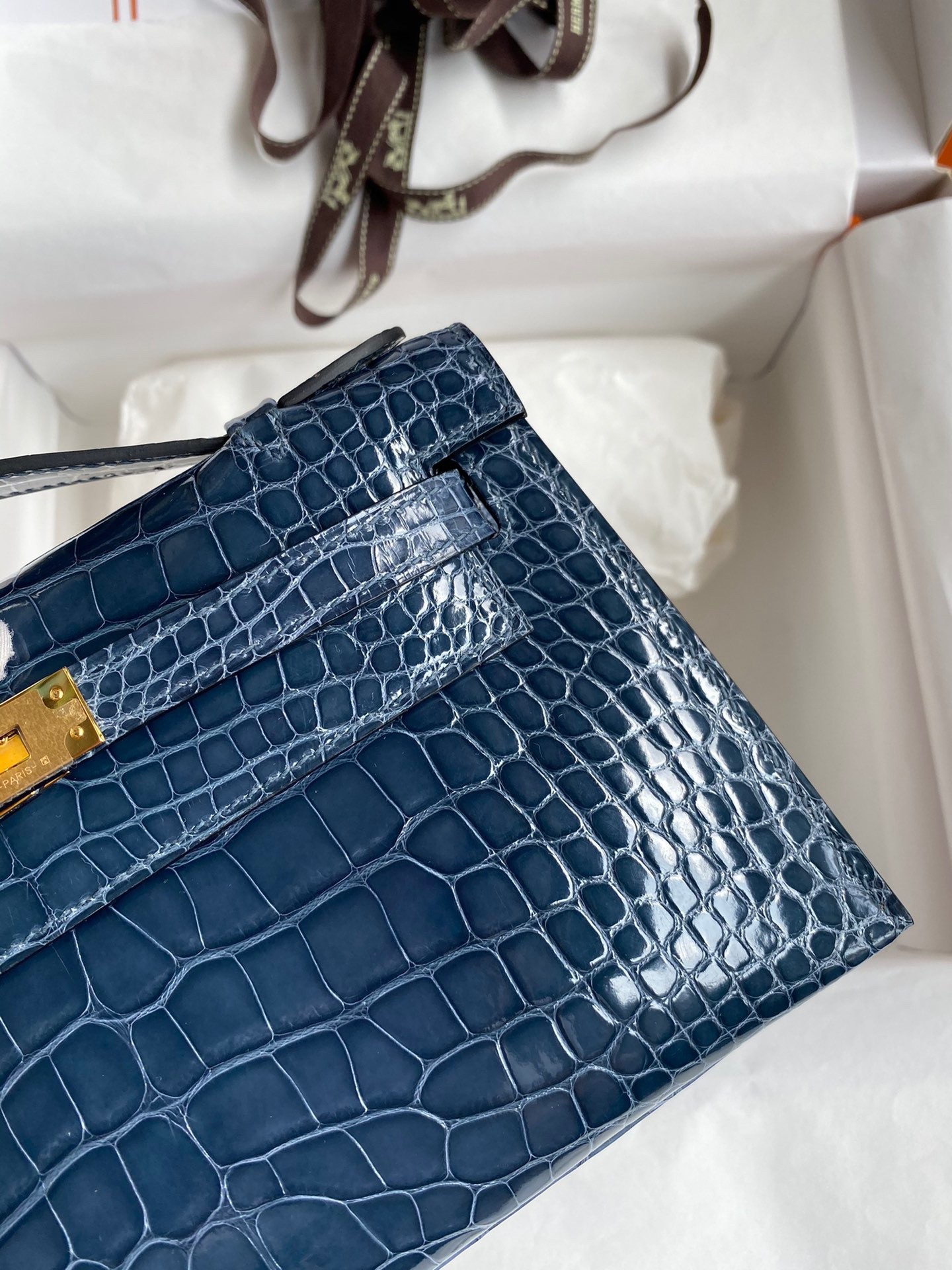 H**mes kelly pochette handmade bag in vert bosphore shiny alligator leather