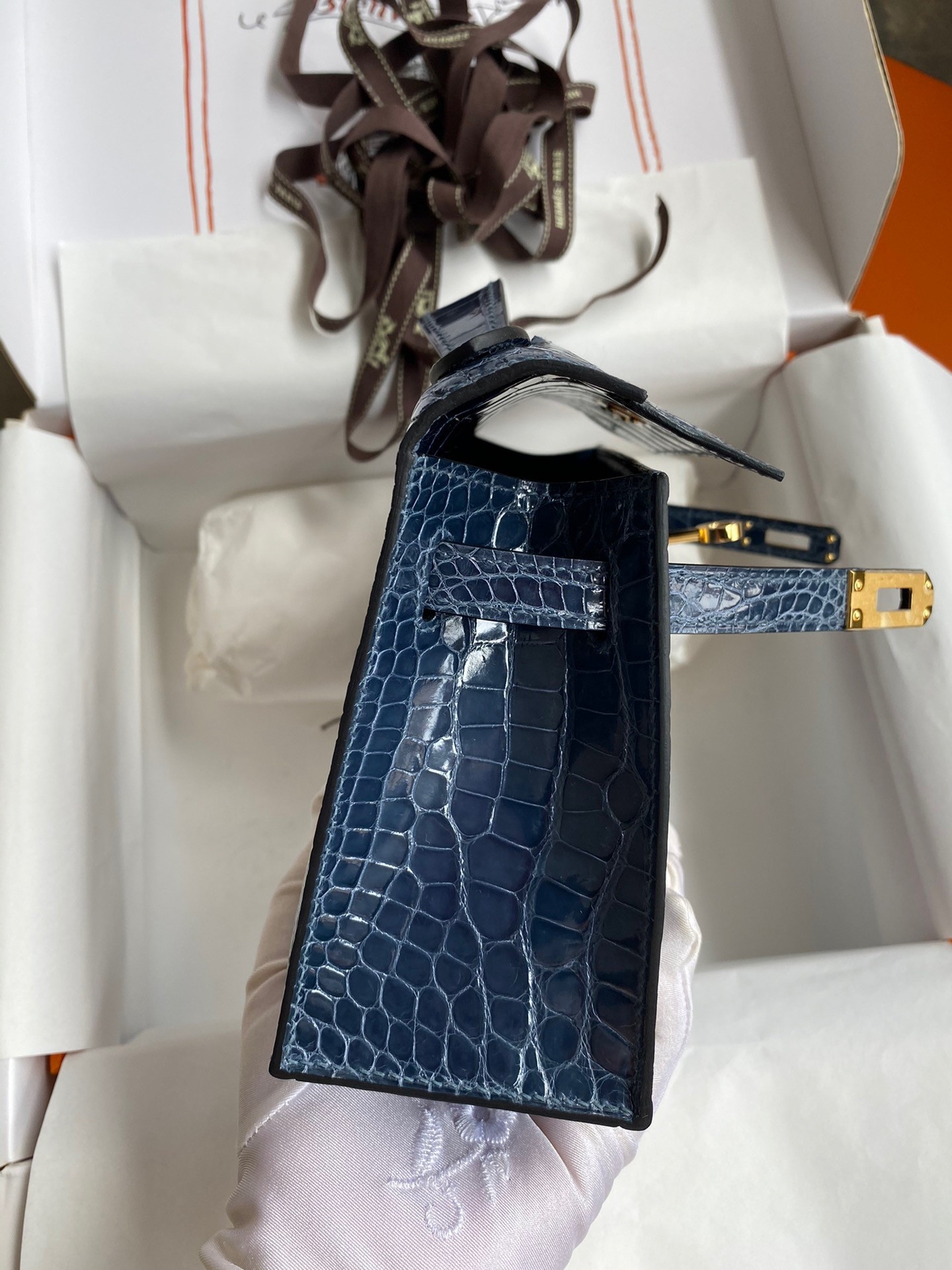 H**mes kelly pochette handmade bag in vert bosphore shiny alligator leather