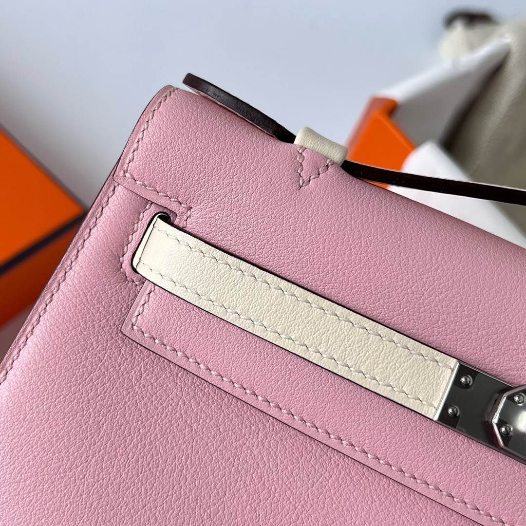 H**mes hss kelly pochette bicolor bag in pink and craie swift calfskin