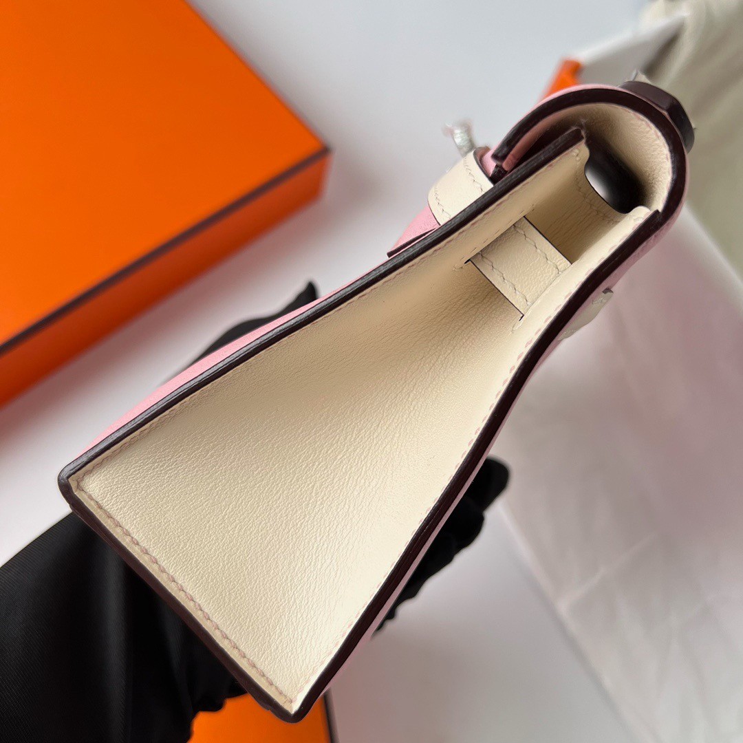 H**mes hss kelly pochette bicolor bag in pink and craie swift calfskin