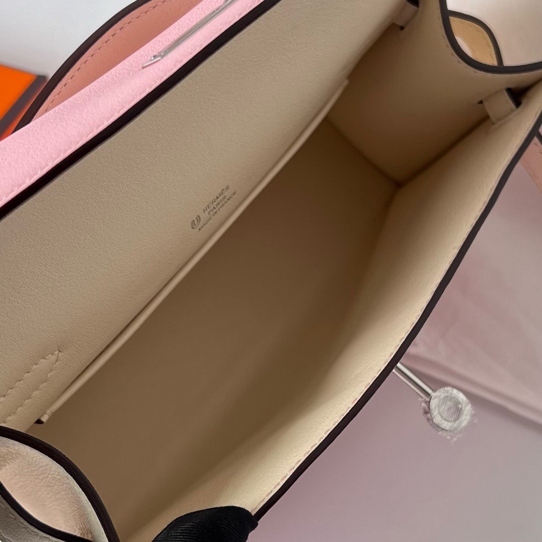 H**mes hss kelly pochette bicolor bag in pink and craie swift calfskin