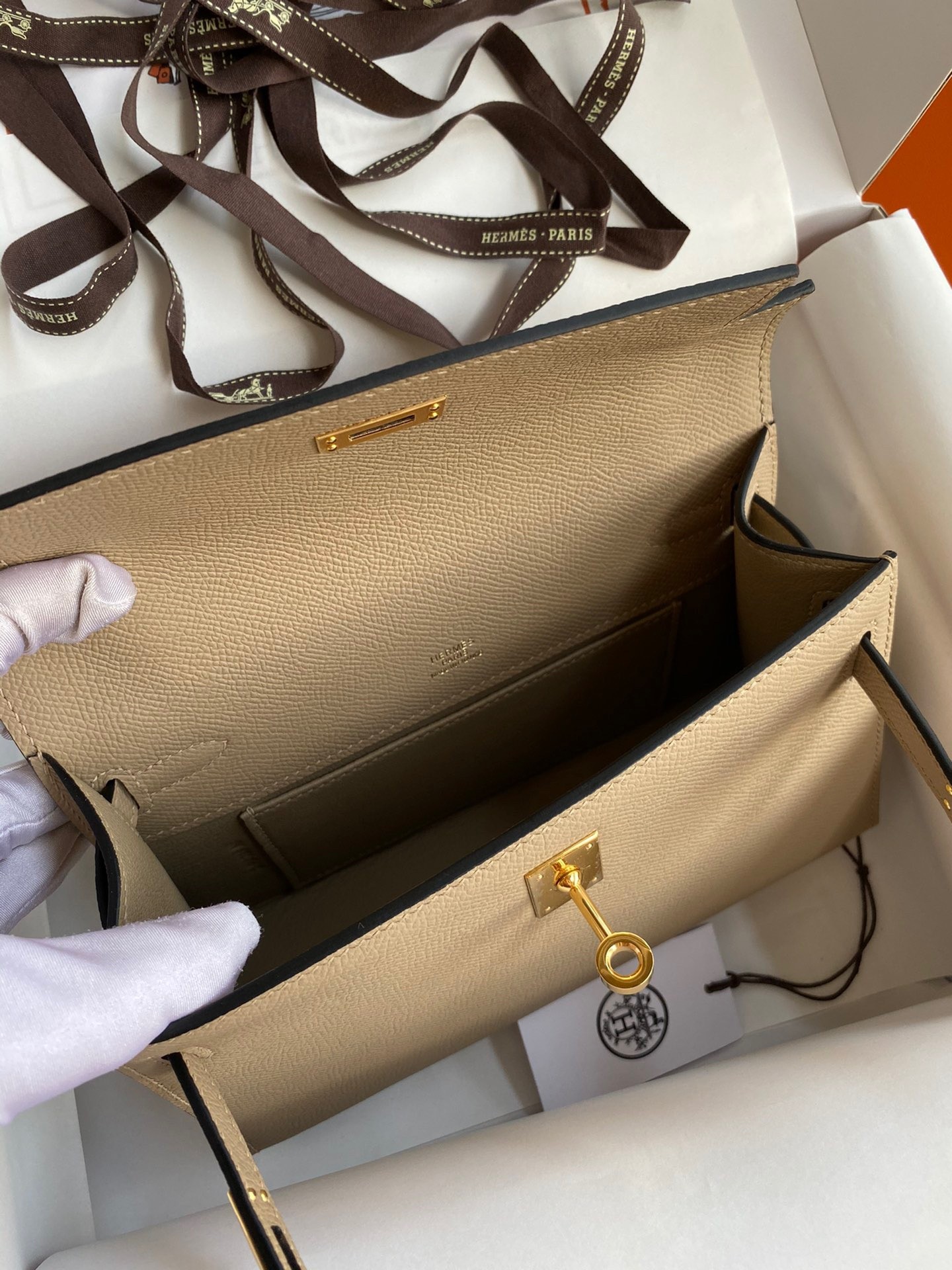 H**mes kelly pochette handmade bag in trench epsom calfskin