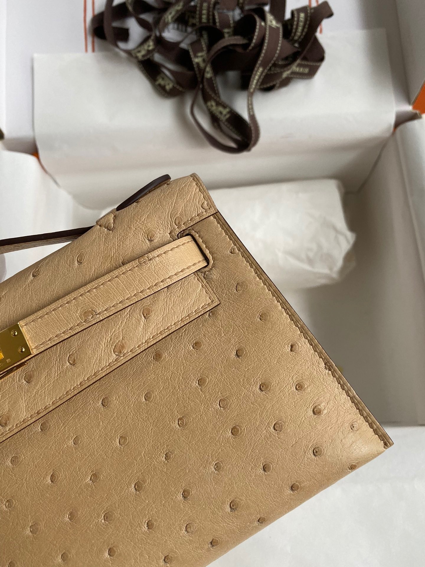 H**mes kelly pochette handmade bag in chai ostrich leather
