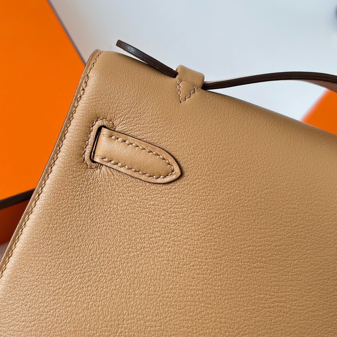 H**mes kelly pochette handmade bag in chai swift calfskin