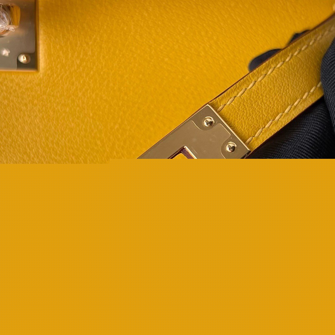 H**mes kelly pochette handmade bag in jaune ambre swift calfskin