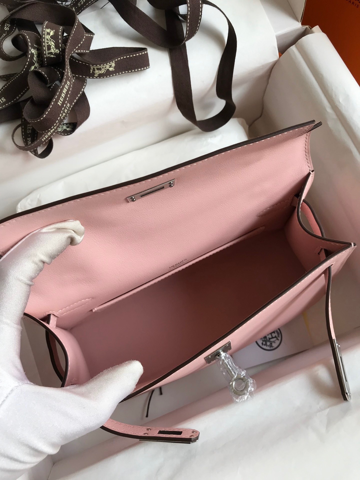 H**mes kelly pochette handmade bag in rose sakura swift calfskin
