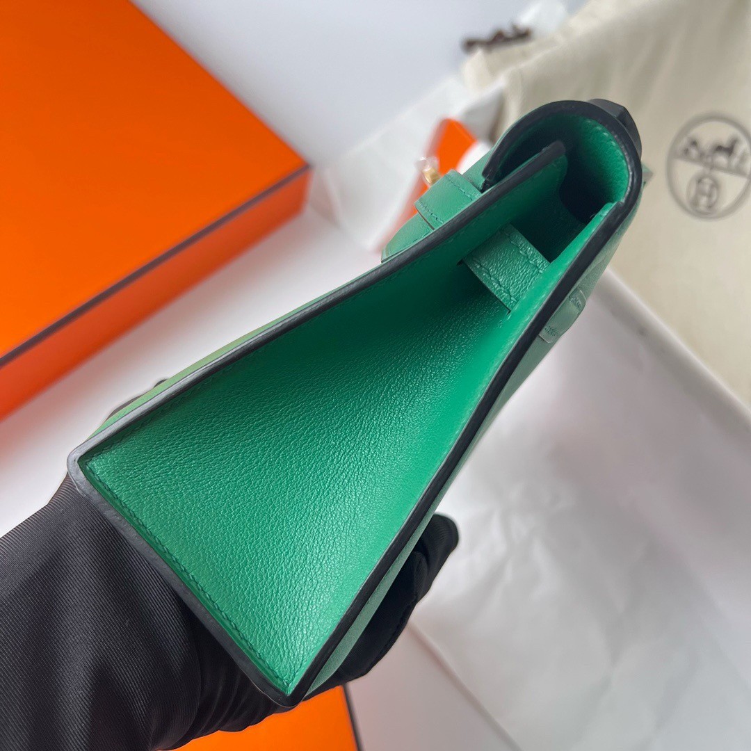 H**mes kelly pochette handmade bag in vert vertigo swift calfskin