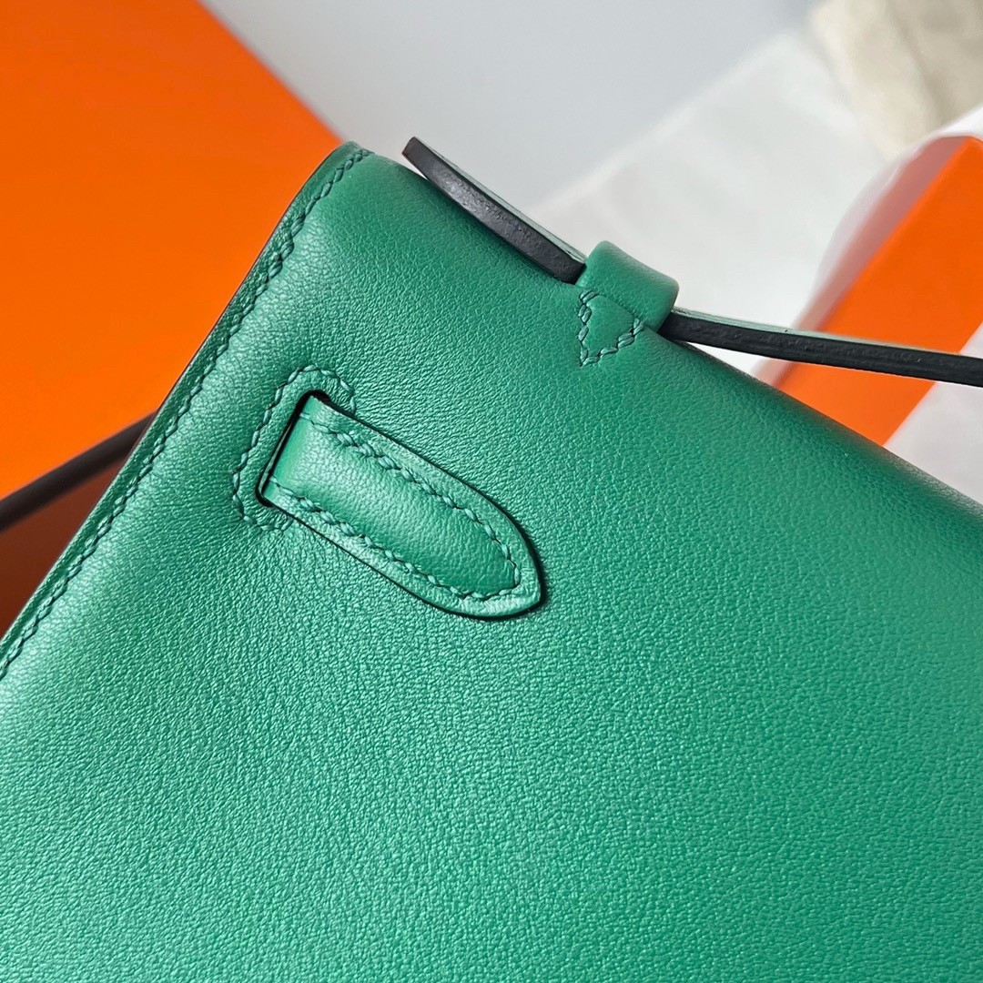 H**mes kelly pochette handmade bag in vert vertigo swift calfskin