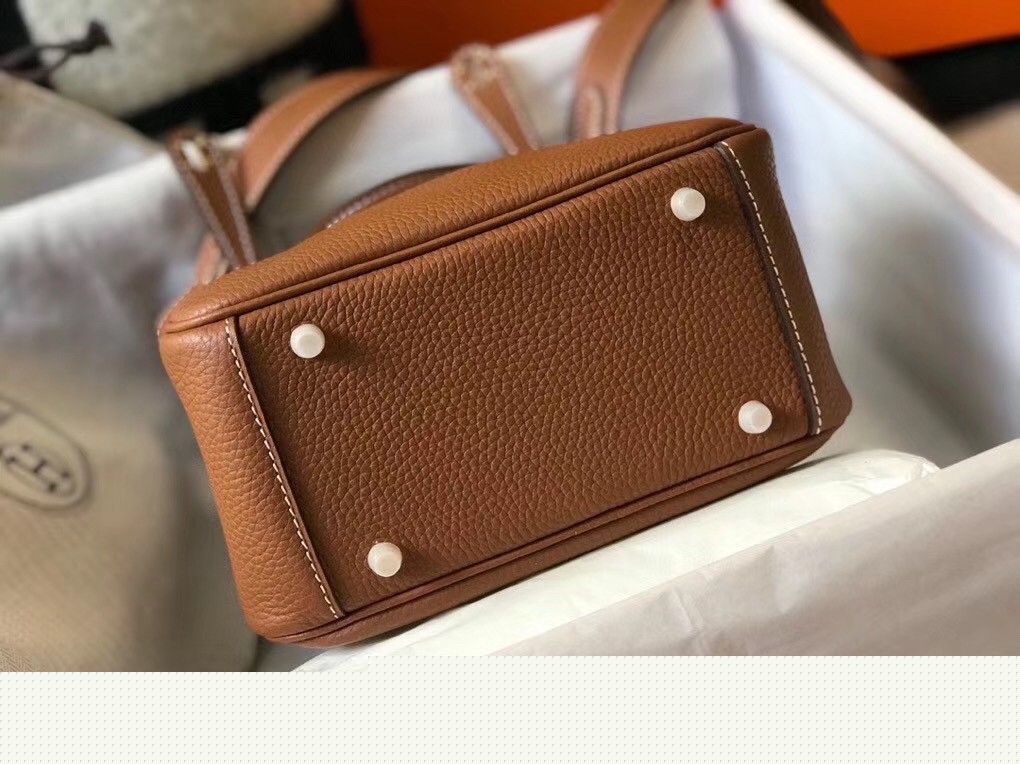 H**mes lindy mini bag in gold clemence calfskin