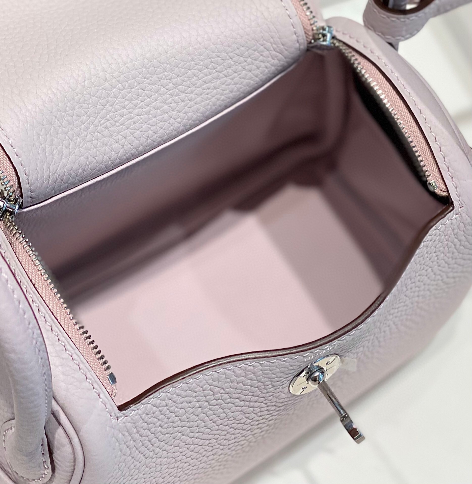 H**mes lindy mini bag in mauve pale clemence leather phw
