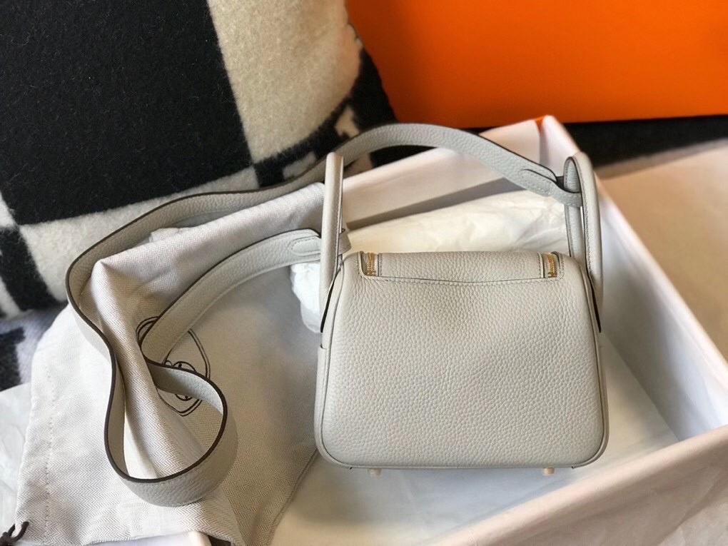 H**mes mini lindy bag in pearl grey clemence leather