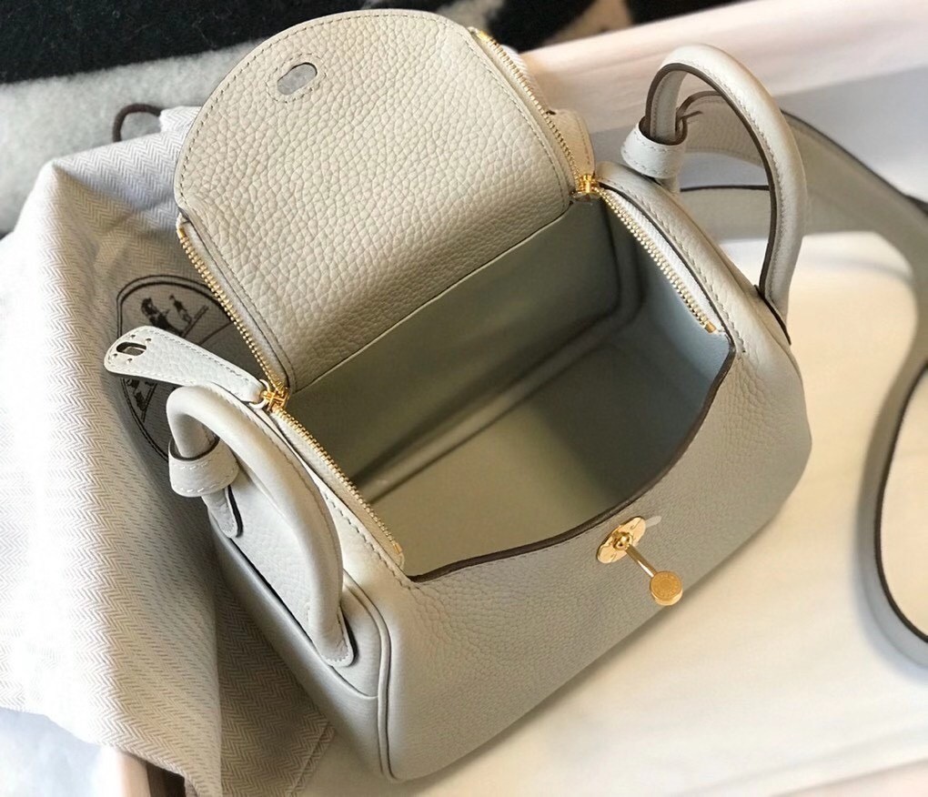 H**mes mini lindy bag in pearl grey clemence leather