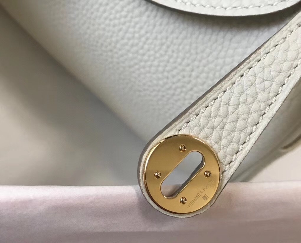 H**mes lindy mini bag in white clemence calfskin