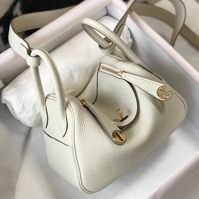 H**mes lindy mini bag in white clemence calfskin