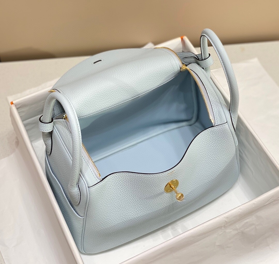 H**mes lindy 26cm bag in blue brume clemence leather ghw