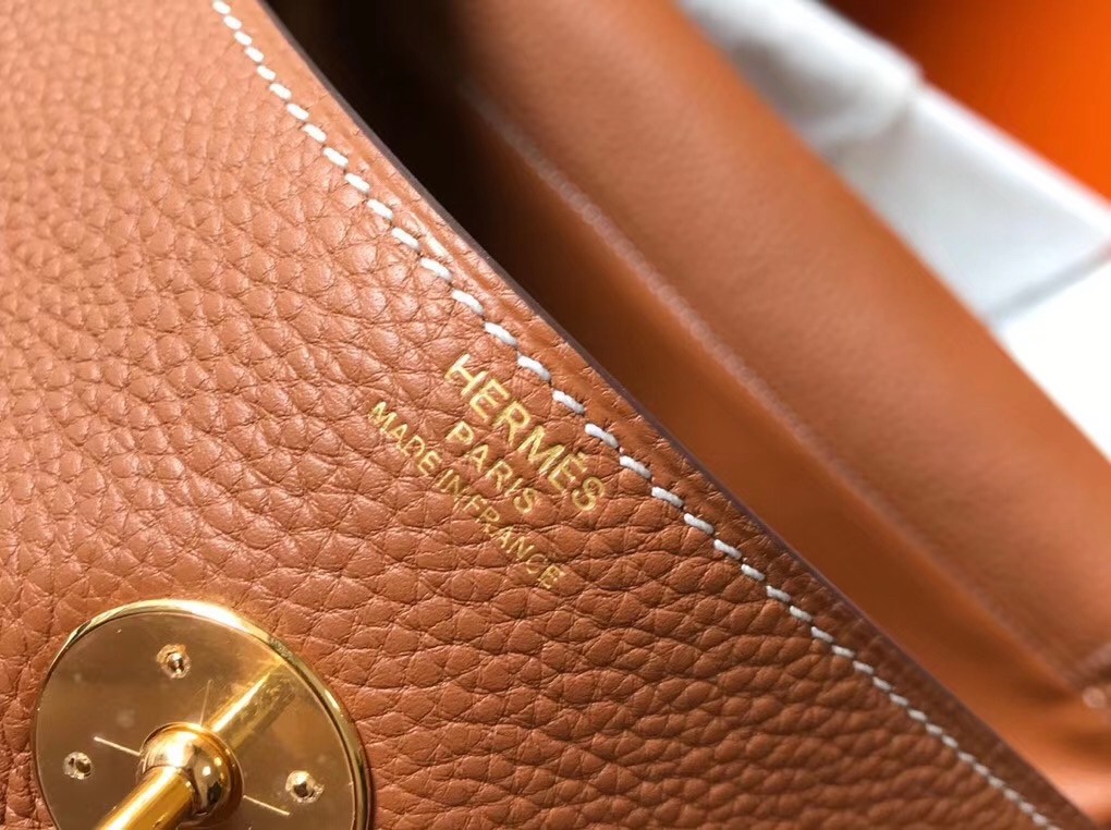 H**mes lindy 26cm bag in gold clemence with ghw