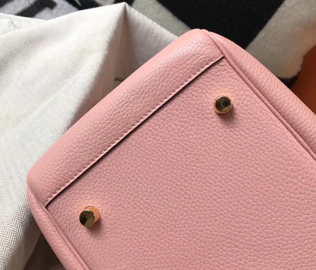 H**mes lindy 26cm bag in pink clemence with ghw