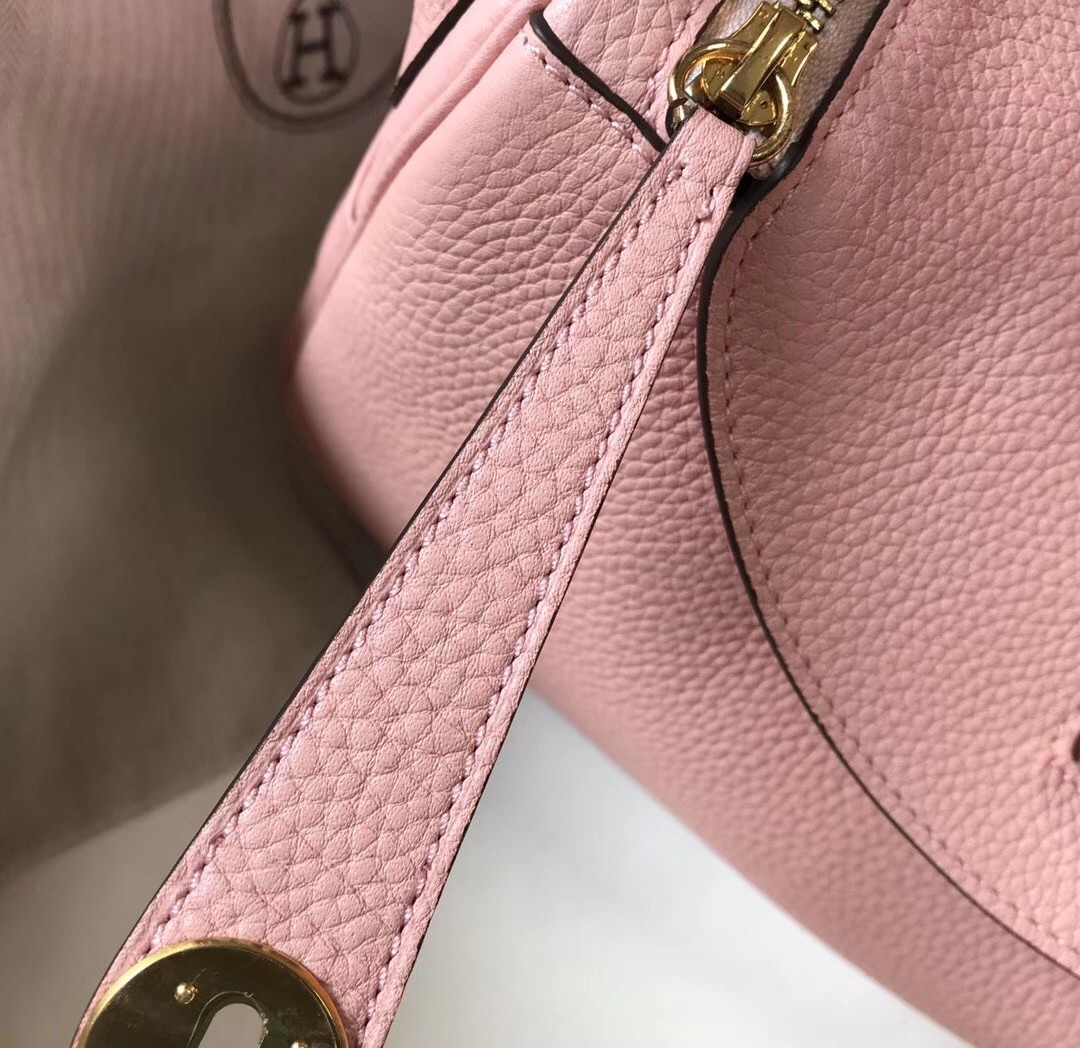 H**mes lindy 26cm bag in pink clemence with ghw