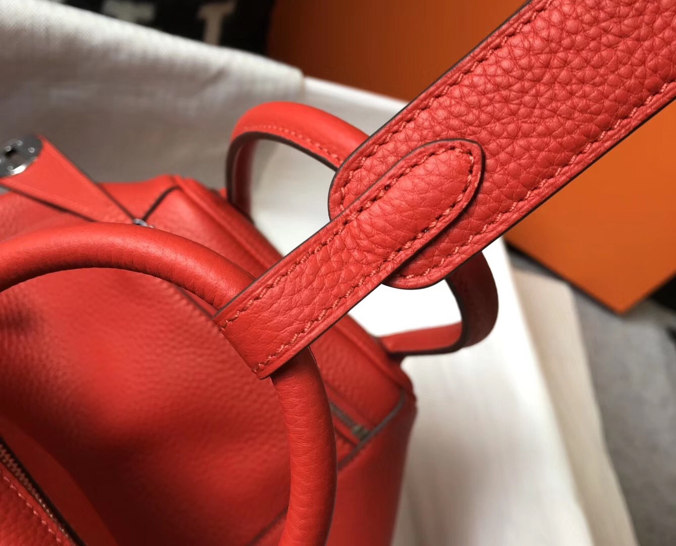 H**mes lindy 26cm bag in red clemence with phw