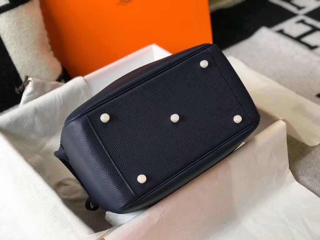 H**mes dark blue clemence lindy 30cm bag with ghw