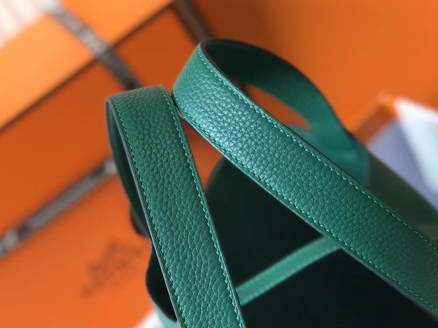 H**mes picotin lock 18 bag in malachite clemence leather