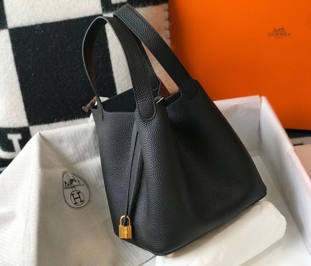 H**mes picotin lock 22 bag in black clemence leather