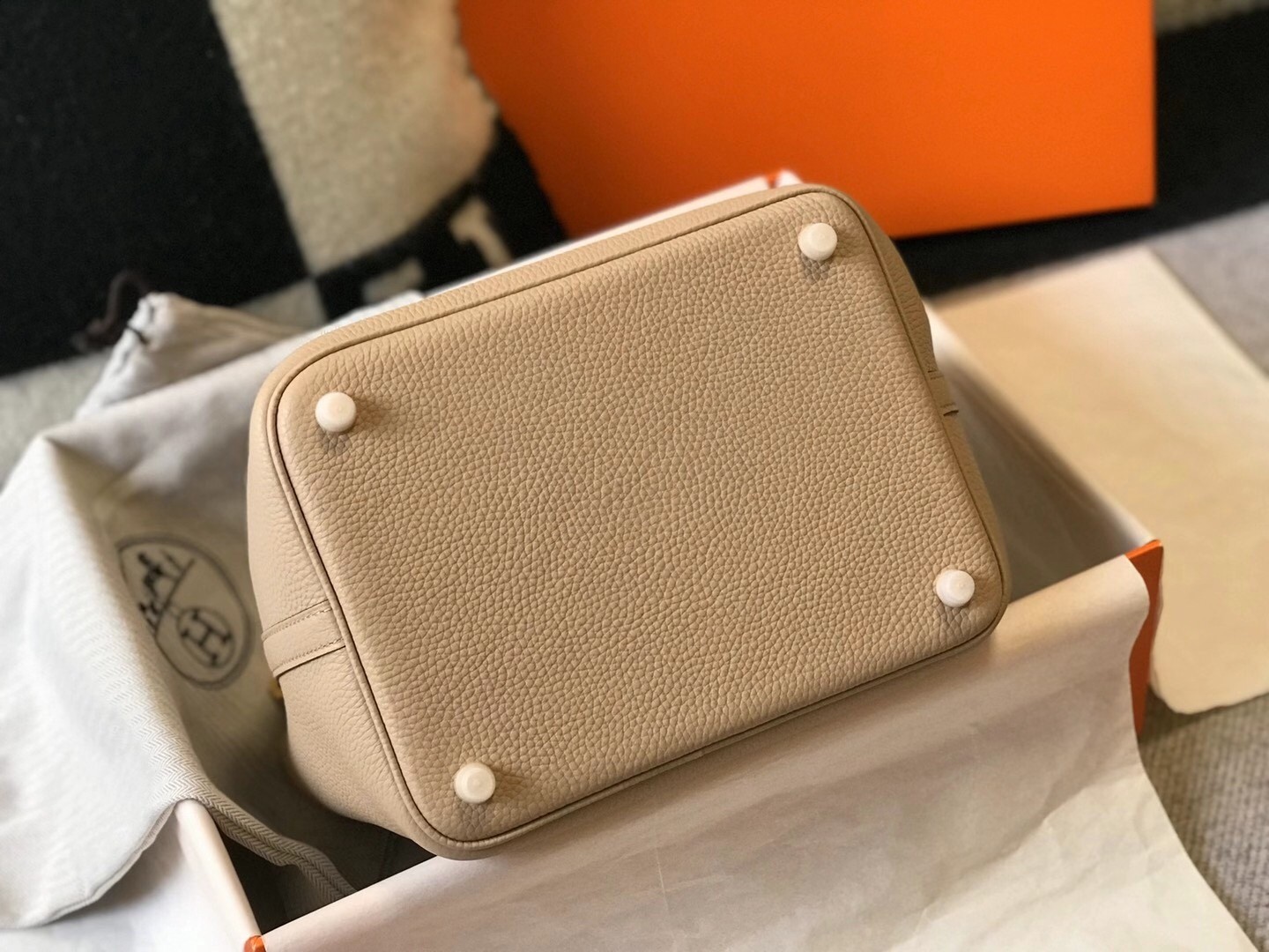 H**mes picotin lock 22 bag in trench clemence leather