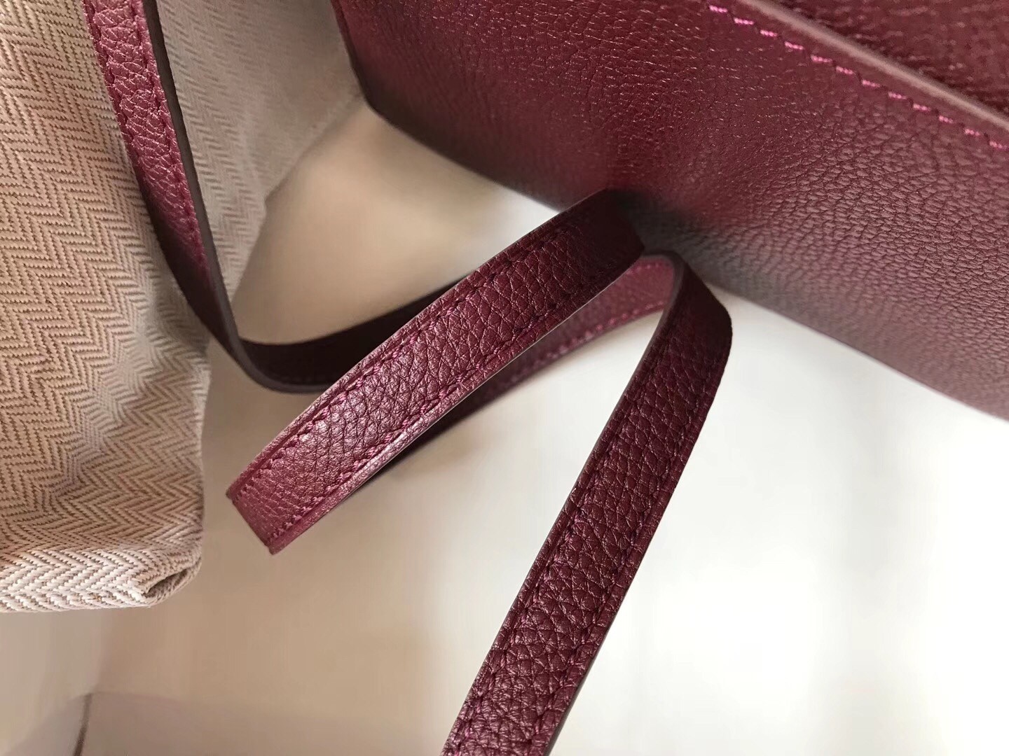 H**mes sac roulis mini bag in burgundy evercolor calfskin