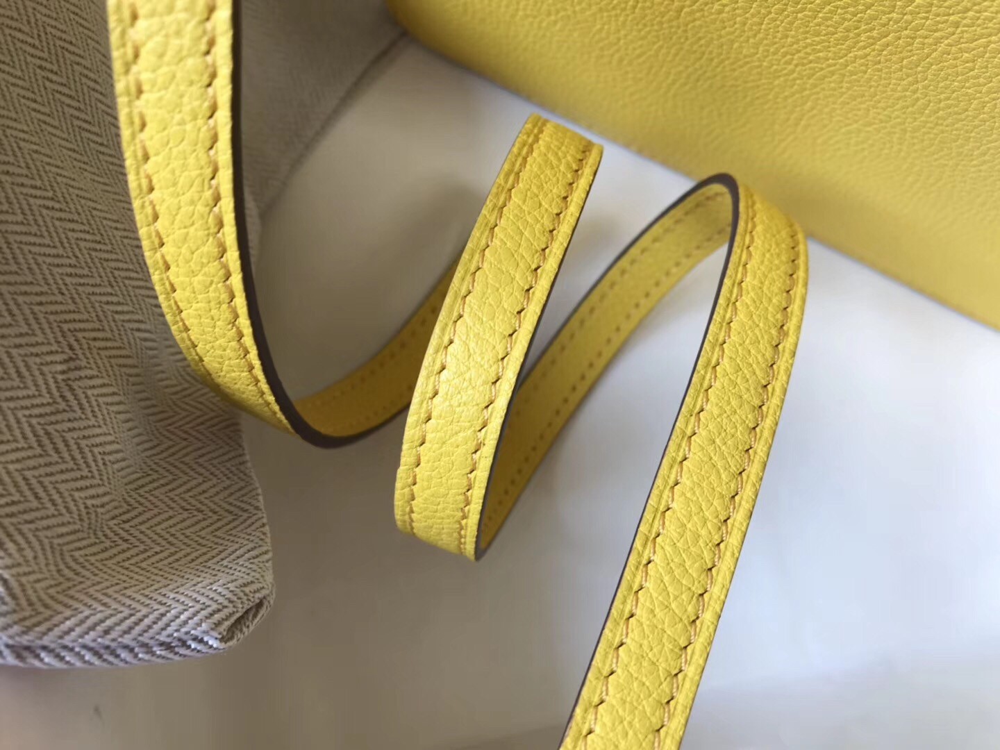 H**mes sac roulis mini bag in yellow evercolor calfskin