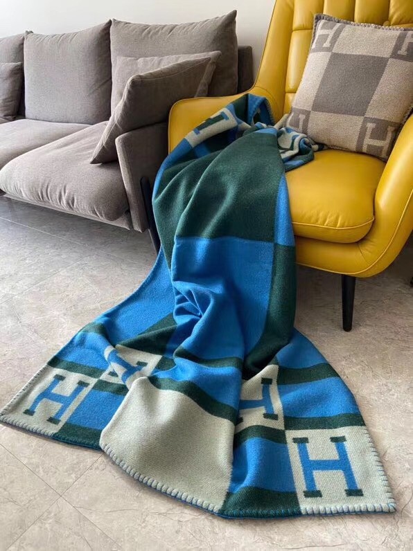 H**mes emeraude avalon bayadere throw blanket