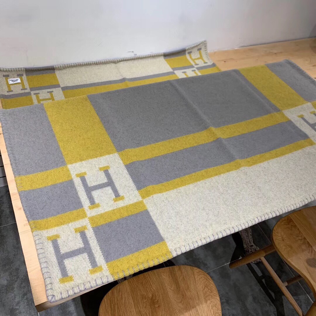 H**mes jaune avalon bayadere throw blanket