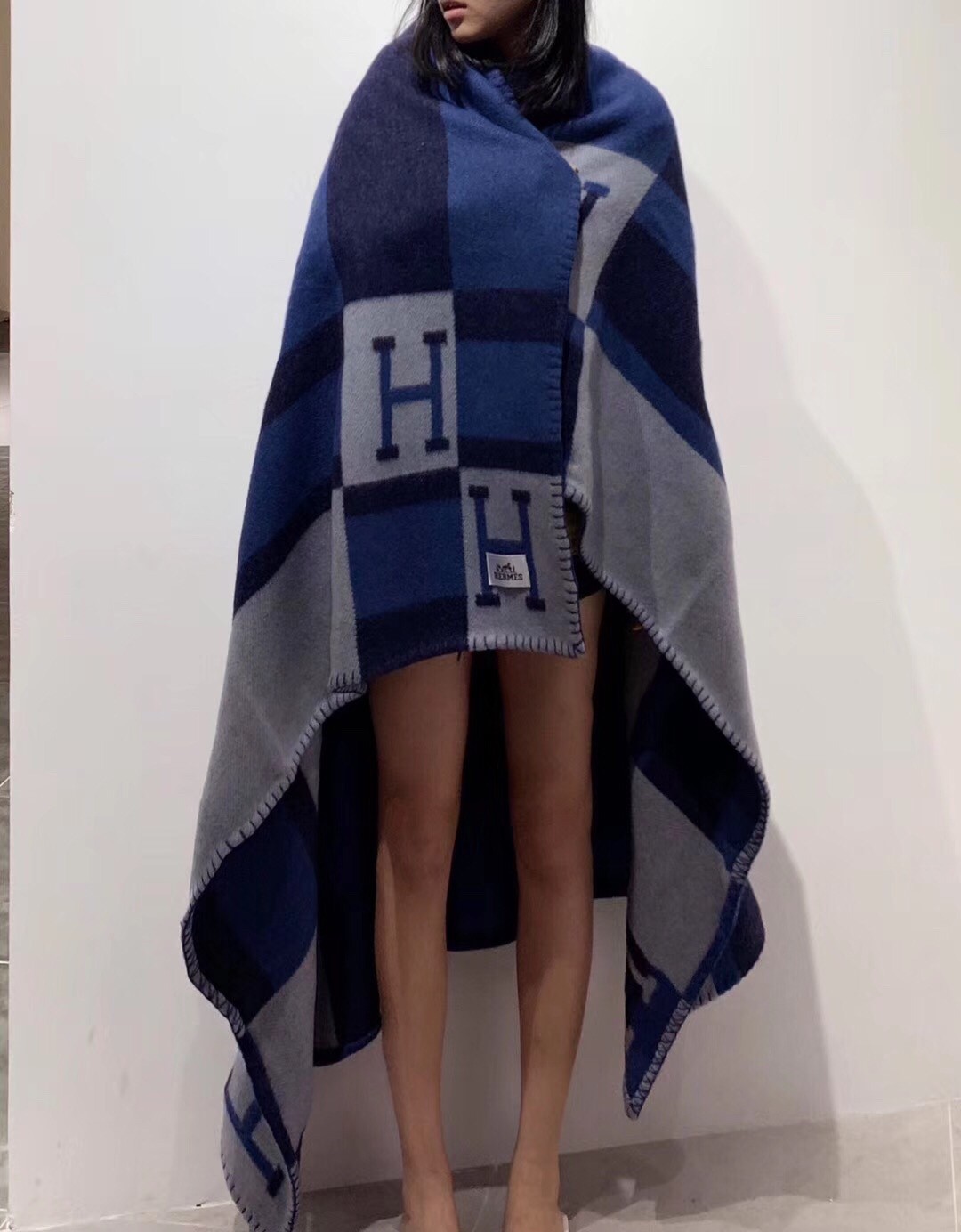 H**mes marine avalon bayadere throw blanket