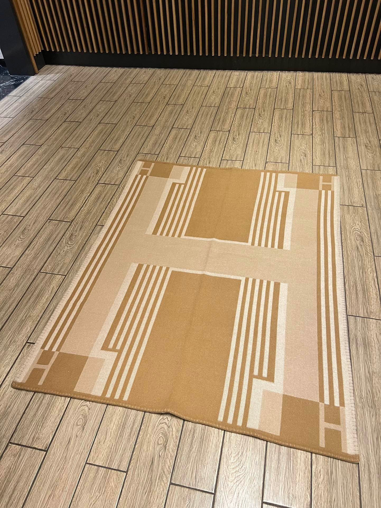 H**mes ithaque blanket in beige wool and cashmere