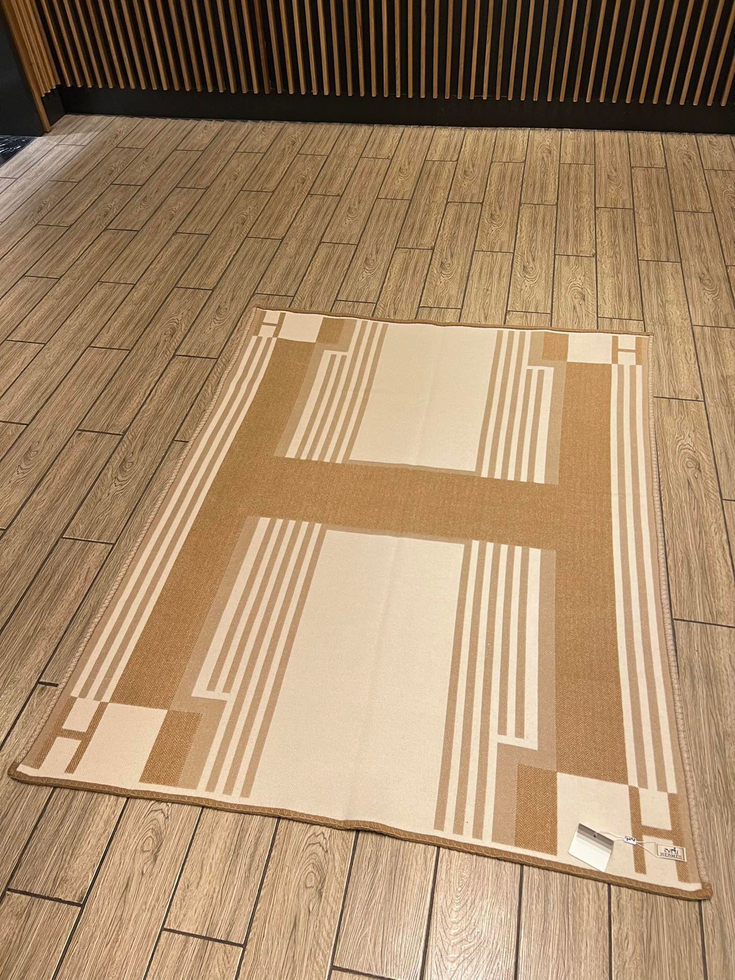 H**mes ithaque blanket in beige wool and cashmere