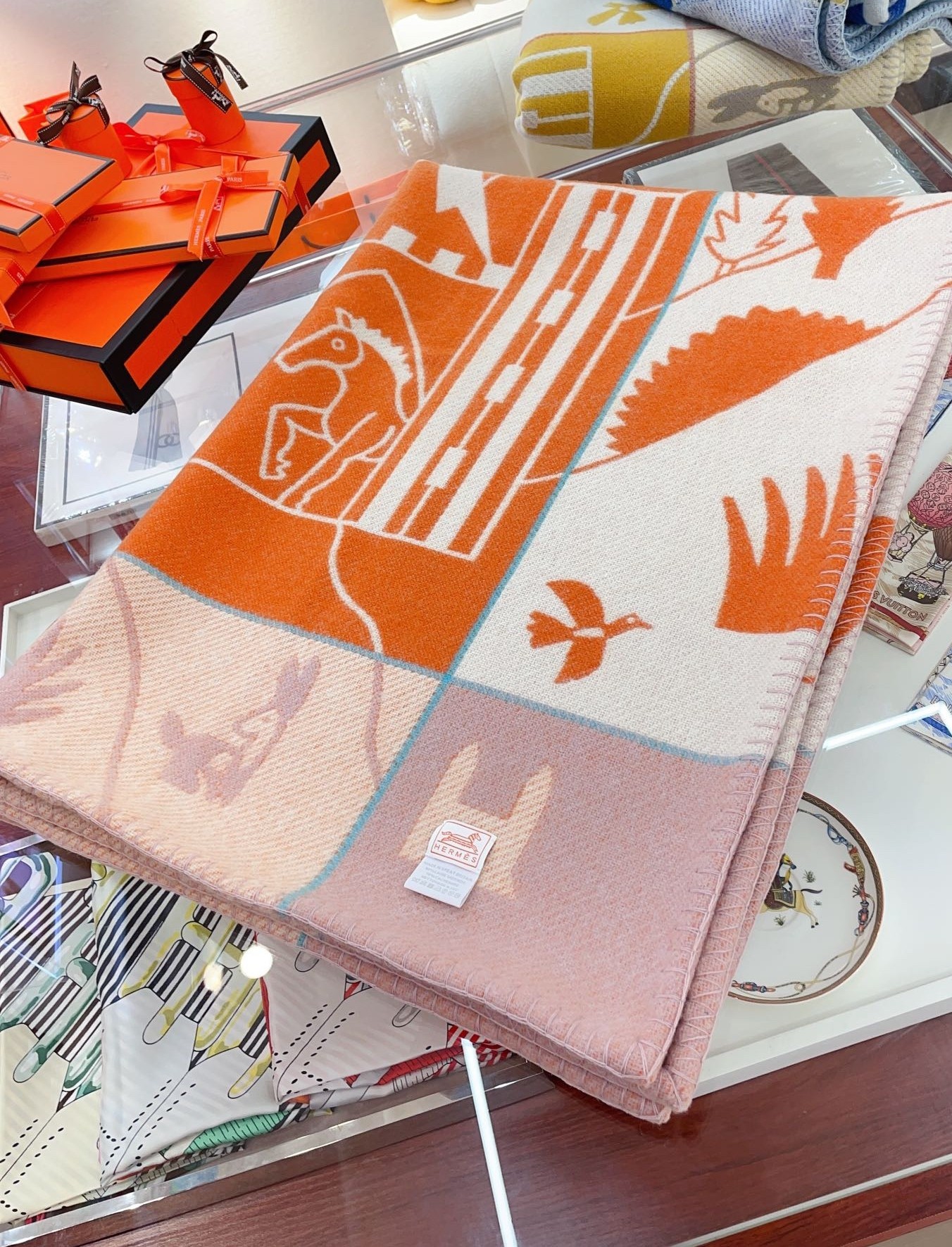 H**mes avalon epopee blanket in mandarine wool and cashmere