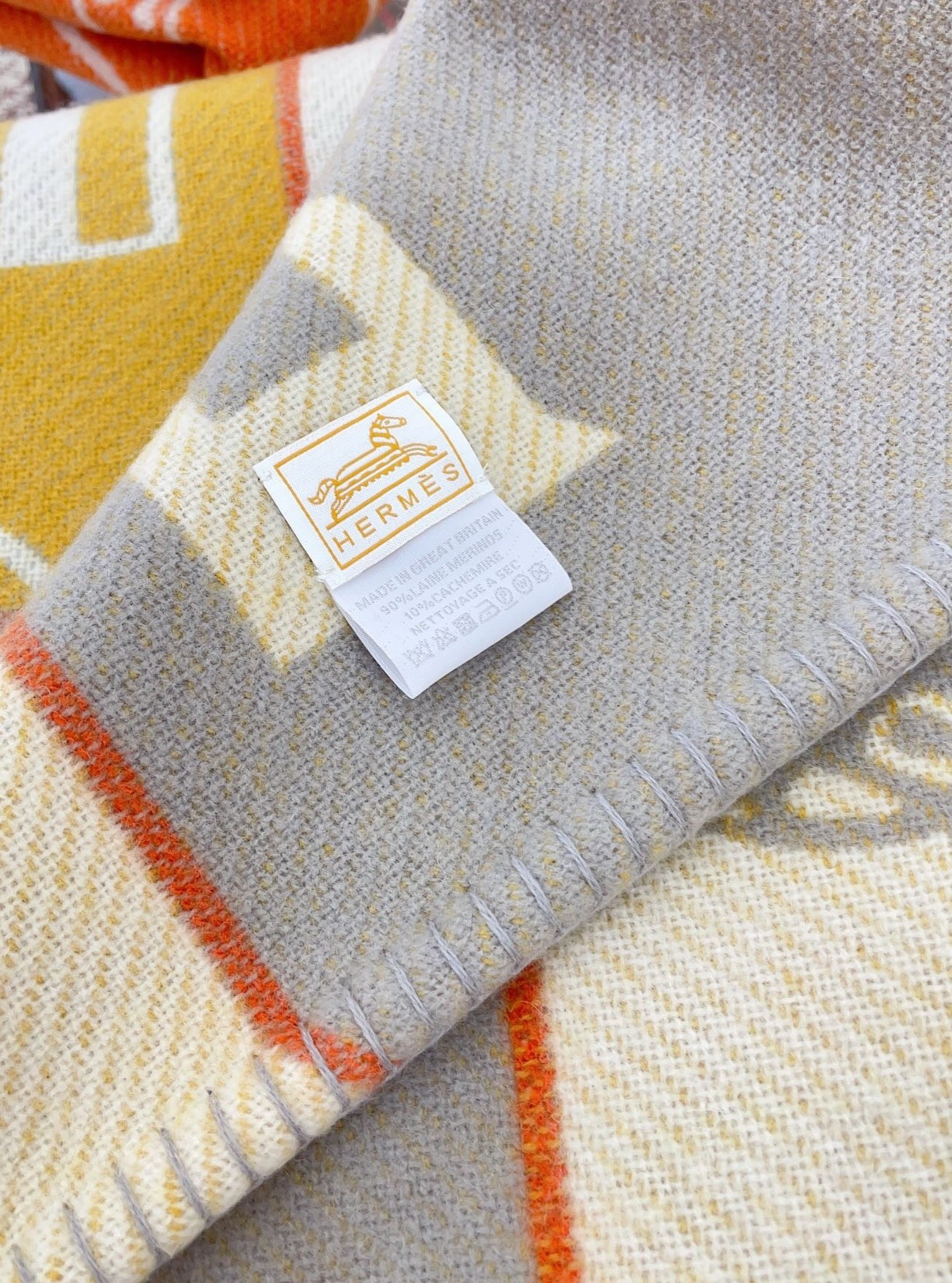 H**mes avalon epopee blanket in jaune wool and cashmere