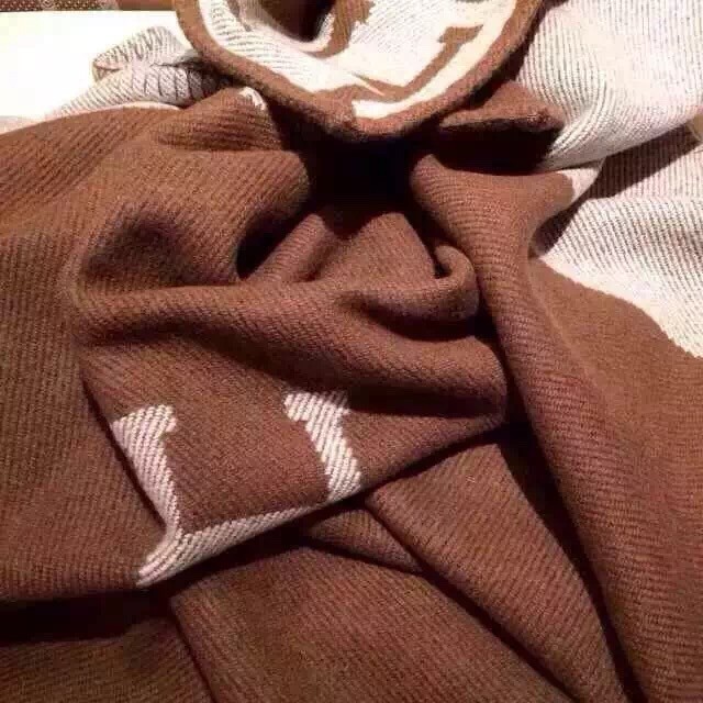 H**mes avalon blanket in camel wool and cashmere