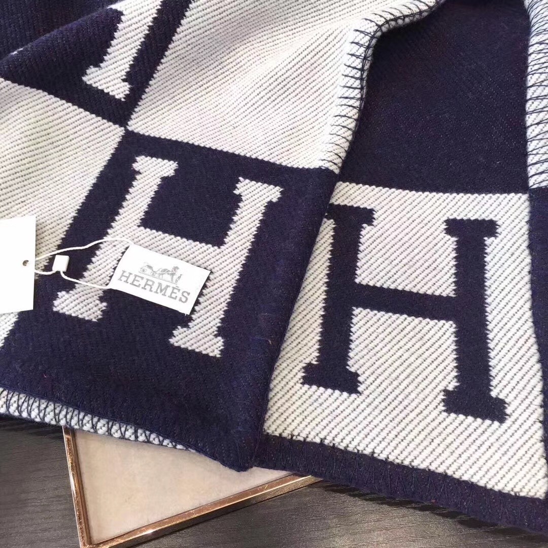 H**mes avalon blanket in blue wool and cashmere