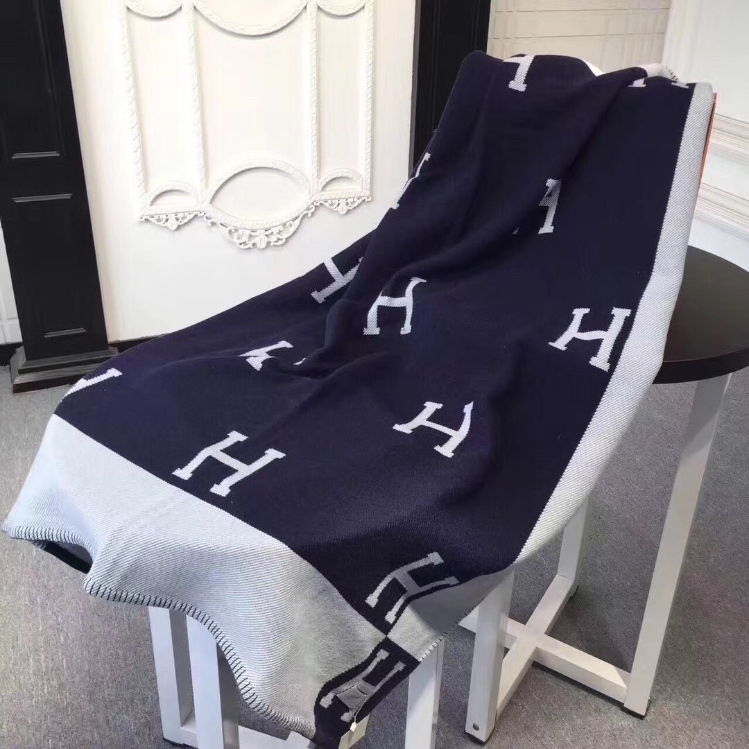 H**mes avalon blanket in blue wool and cashmere