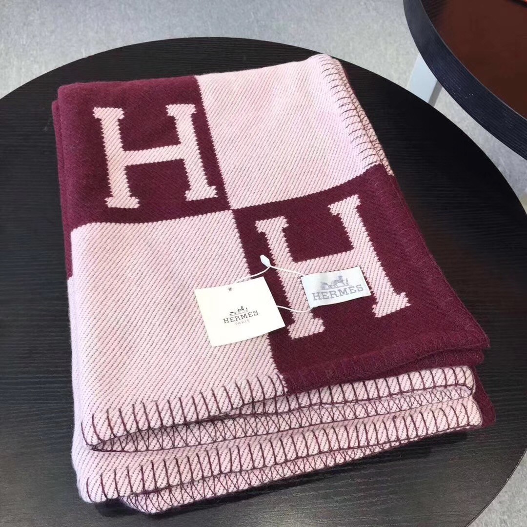H**mes avalon blanket in fuchsia wool and cashmere