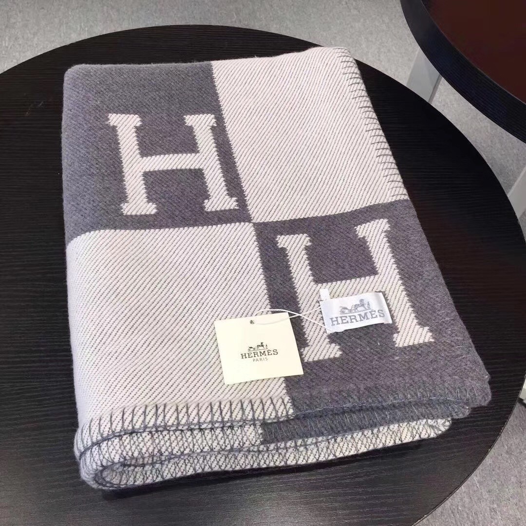 H**mes avalon blanket in grey wool and cashmere