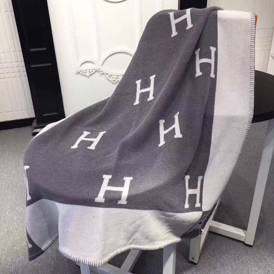 H**mes avalon blanket in grey wool and cashmere
