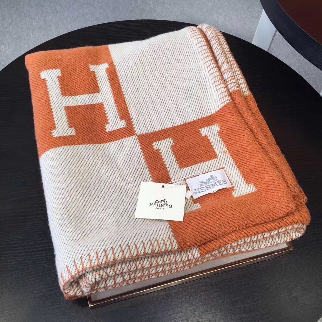 H**mes avalon blanket in orange wool and cashmere
