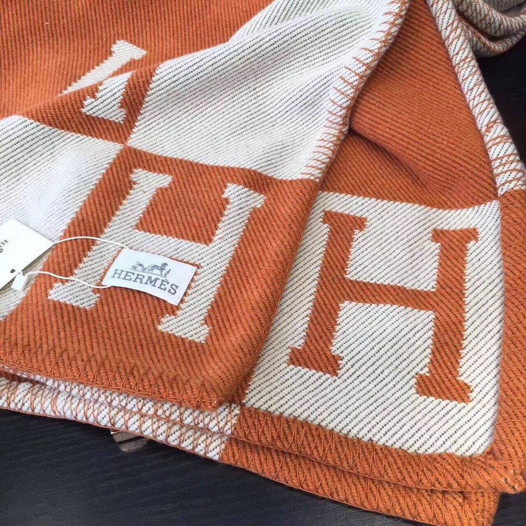 H**mes avalon blanket in orange wool and cashmere